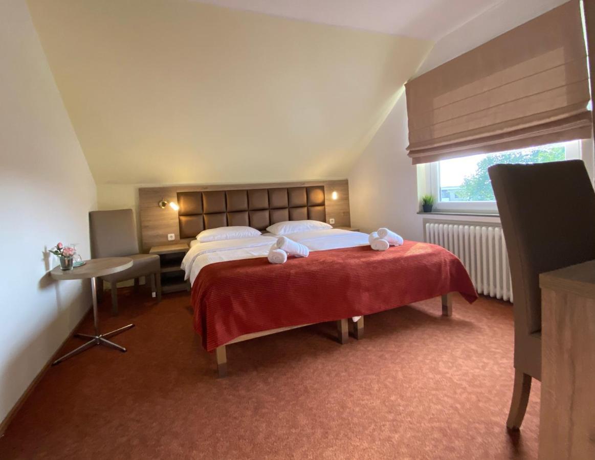 Strand Hotel Nordsee, Hotel Deichlaeufer Tossens Kültér fotó